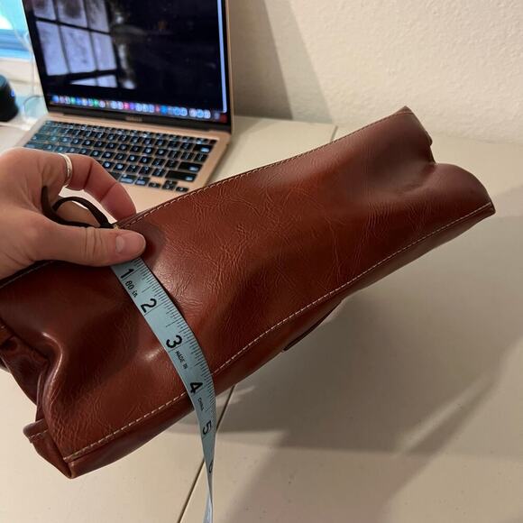 90s Nine & Co. Warm Brown Red Vegan Leather Buckle Medium Shoulder Bag - Picture 13 of 15